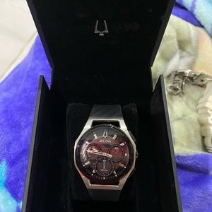 Bulova CURV